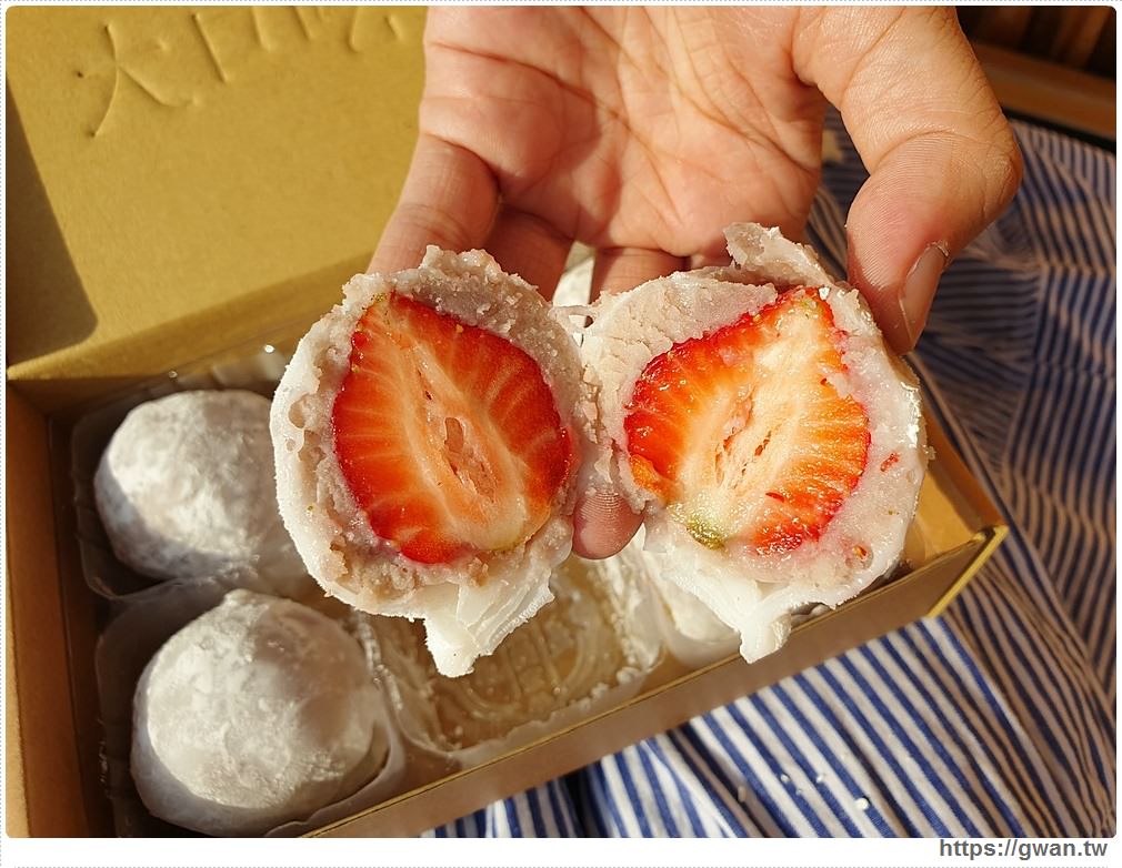 台南最難買到的金桃家草莓大福，預購一開放整個月訂單都爆滿！,台南,永康區,排隊美食,大福,小吃-1